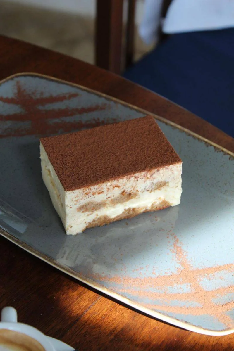 Tiramisu maison, dessert du Bistrot Loudet à Saint-Raphaël